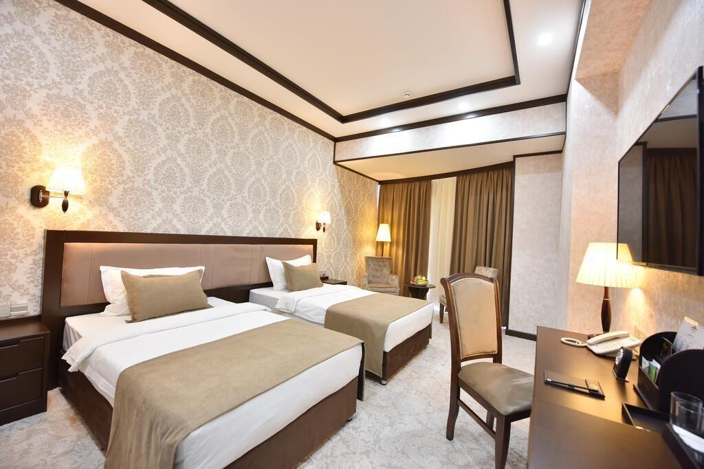 Qushbegi Plaza Hotel Tashkent Ngoại thất bức ảnh